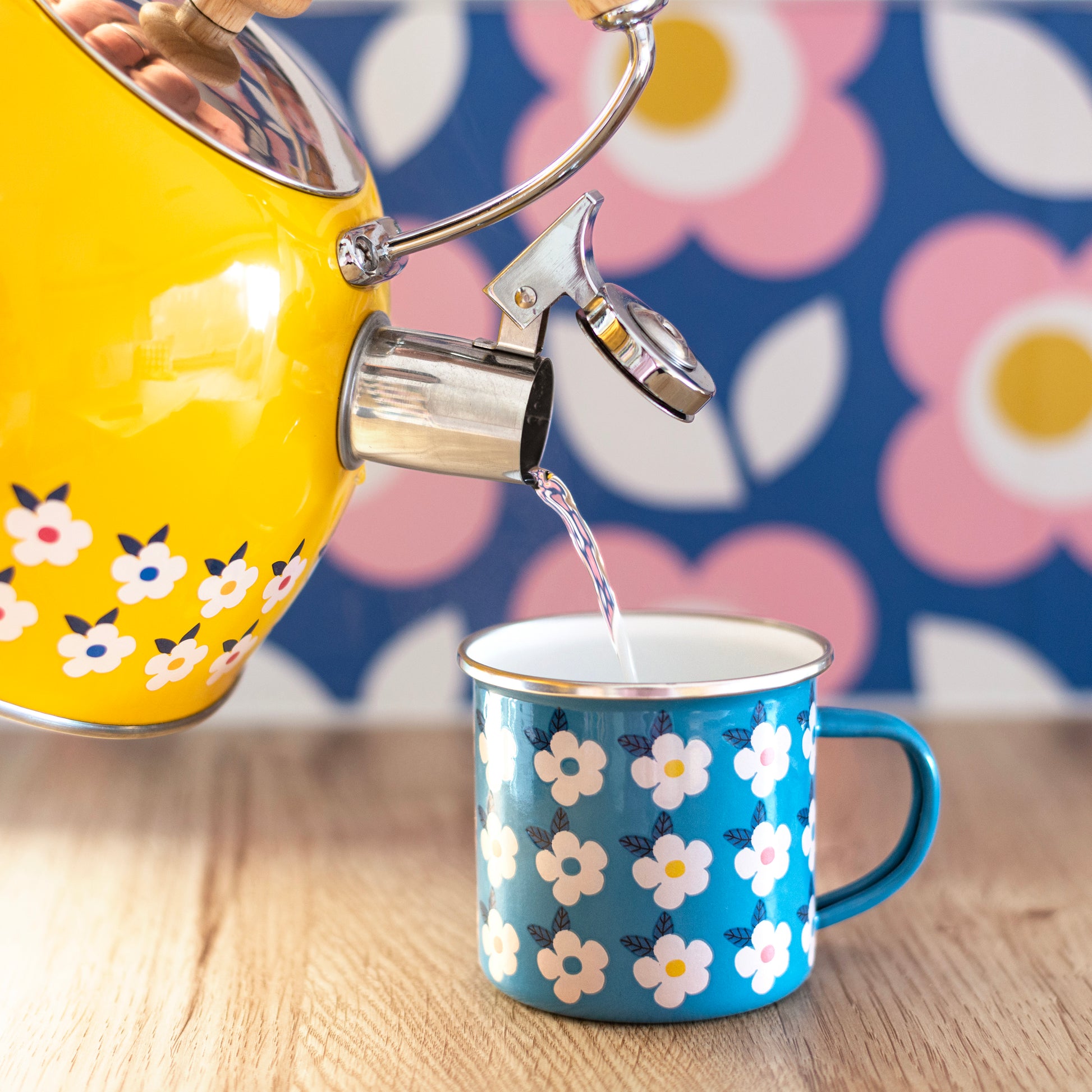 2.5L Whistling Kettle Stainless Steel Honey Yellow - Enamelhappy - Enamelhappy