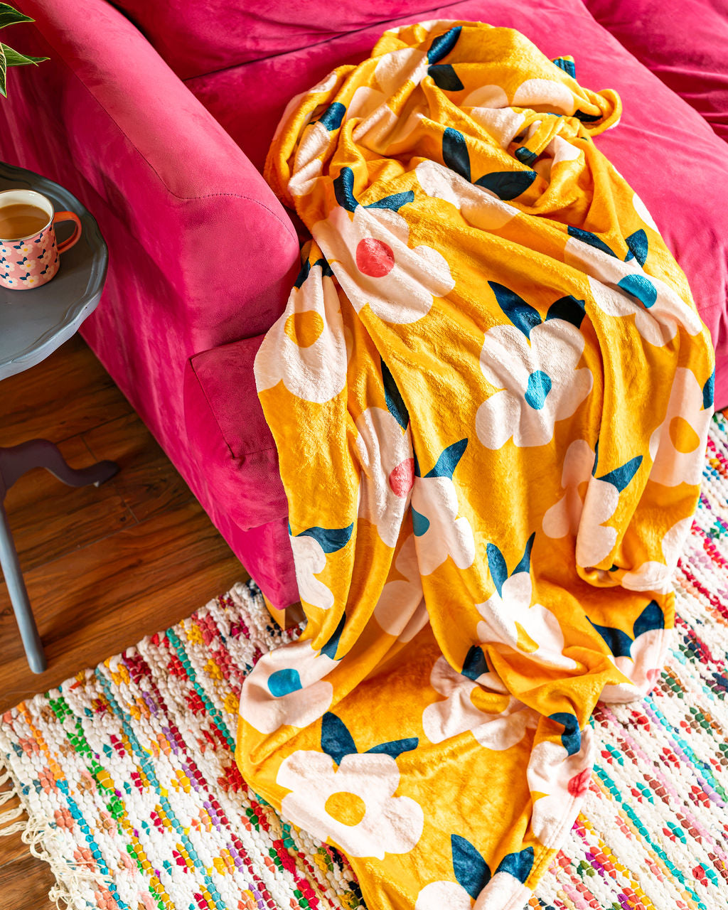 Retro Floral Honey Yellow Senf Große Fleecedecke/Überwurf – Emaillehappy