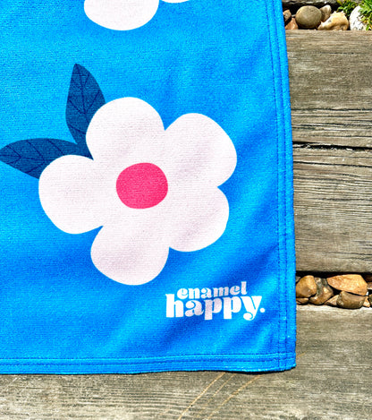 Beautiful Quick Dry Beach/Bath Towel Large - Retro Floral Ocean Blue