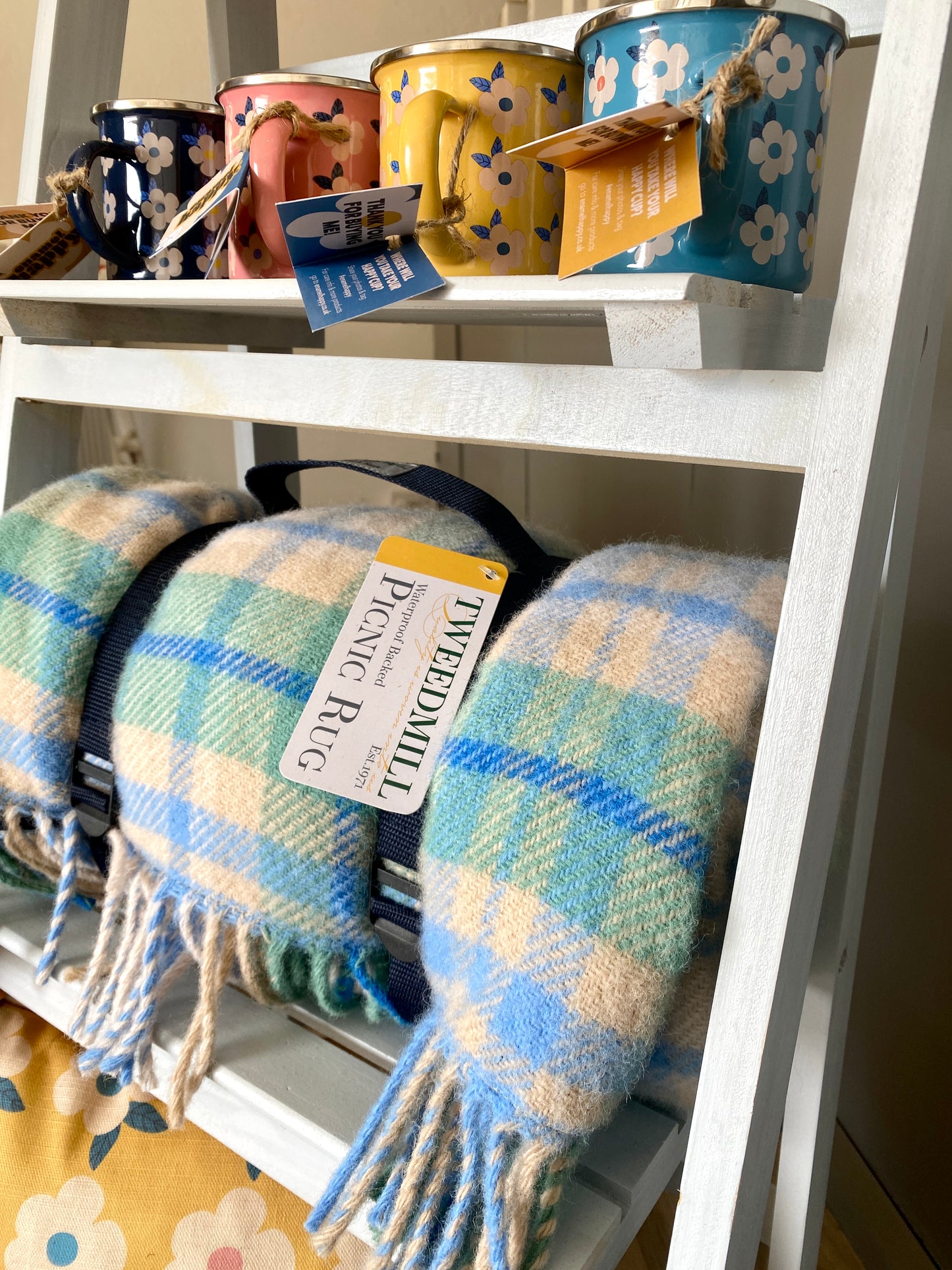 Tapis de pique-nique en pure laine vierge à carreaux bleu cottage - Magnifique moulin à tweed